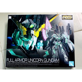 Mô hình lắp ráp RG 1/144 Full Armor Unicorn Gundam Bandai