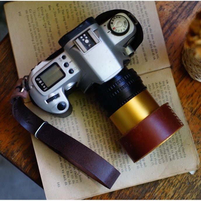 Dây máy ảnh vintage Canon da bò thật RAM Leather