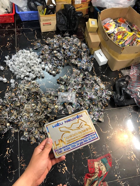 Hai cái móc treo đồ Tháilan Tupakanam