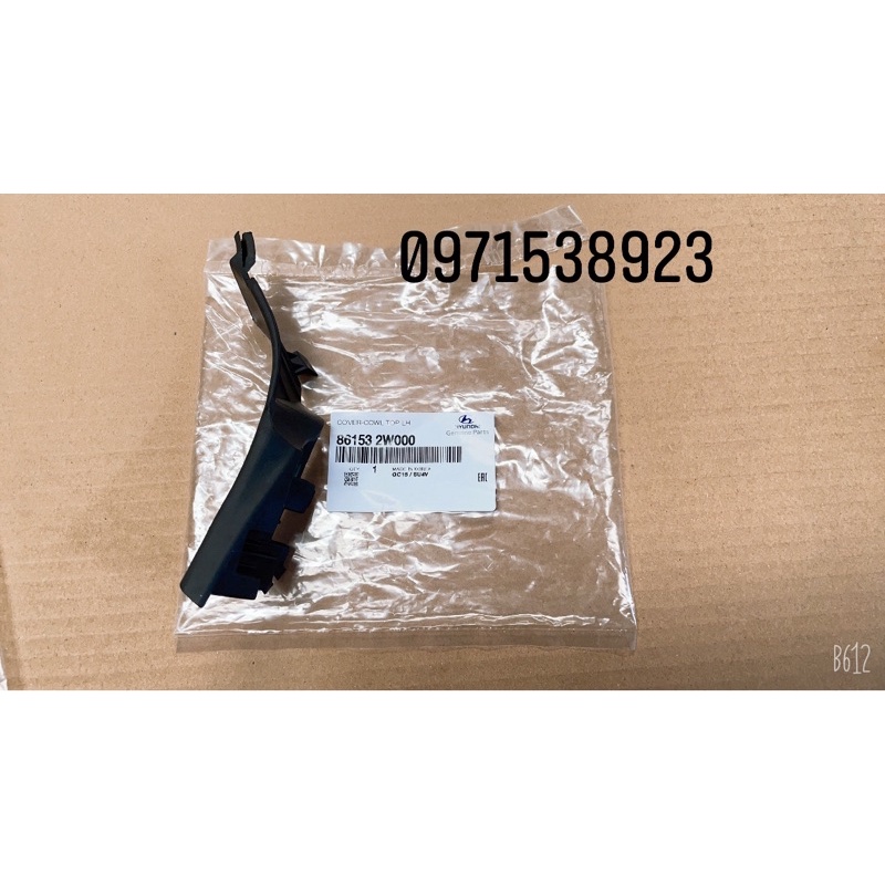 ỐP GÓC KÍNH CHẮN GIÓ HYUNDAI SANTAFE 2012-2018 xịn chính hãng 861542W000 861532W000
