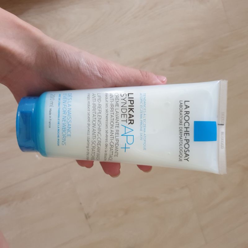 Sữa rửa mặt Lipikar Syndet Ap+ 400ml la roche posay có bill