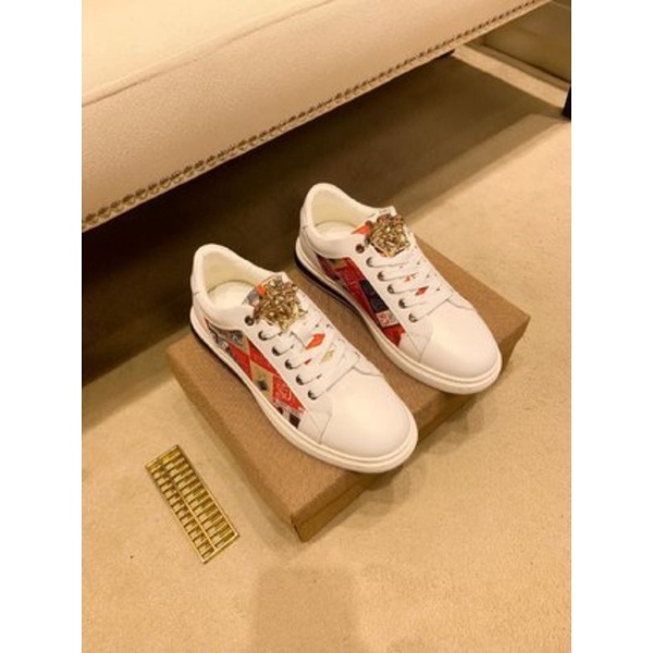 Giày sneaker da thật cao cấp Versace thiết kế hoạ tiết độc đáo mang màu sắc cổ điển