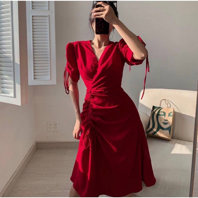 🍀🍀 ĐẦM ĐỎ CỔ ĐẮP RÚT DÂY TAY RÚT HÔNG 🍀🍀 ➖ Cổ đắp chéo có dây rút eo điều chỉnh theo vòng eo mỗi người rất tiện 💋💋 ➖ Tay