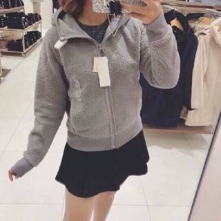 Áo nỉ lông cừu