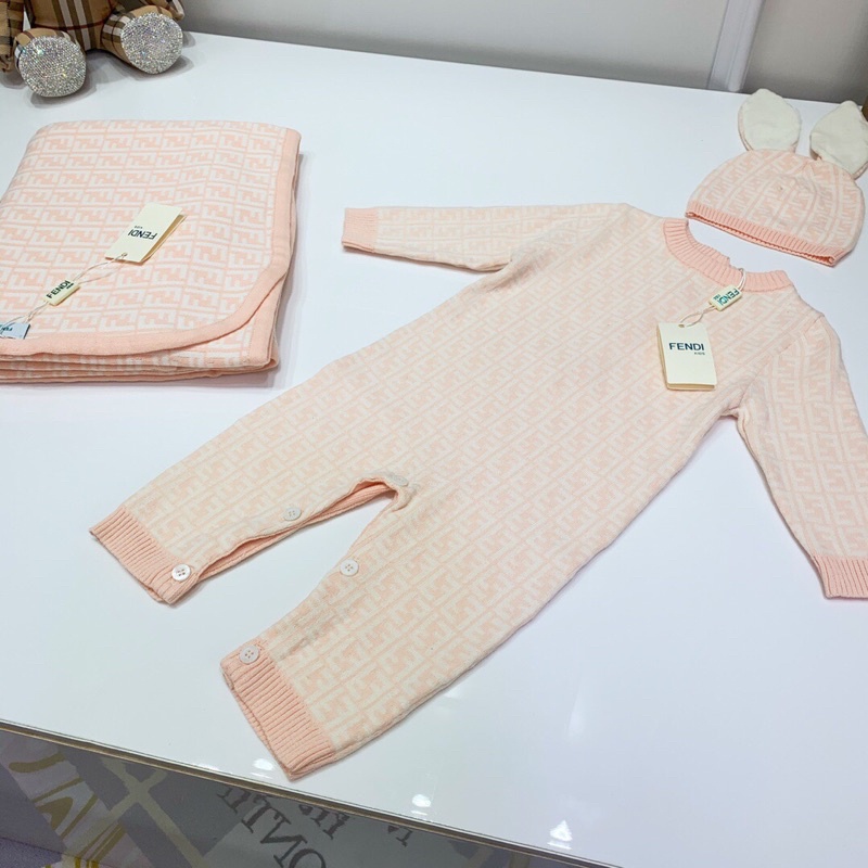 Suit đồ liền thân cho bé Fendi FD tai thỏ siêu xinh