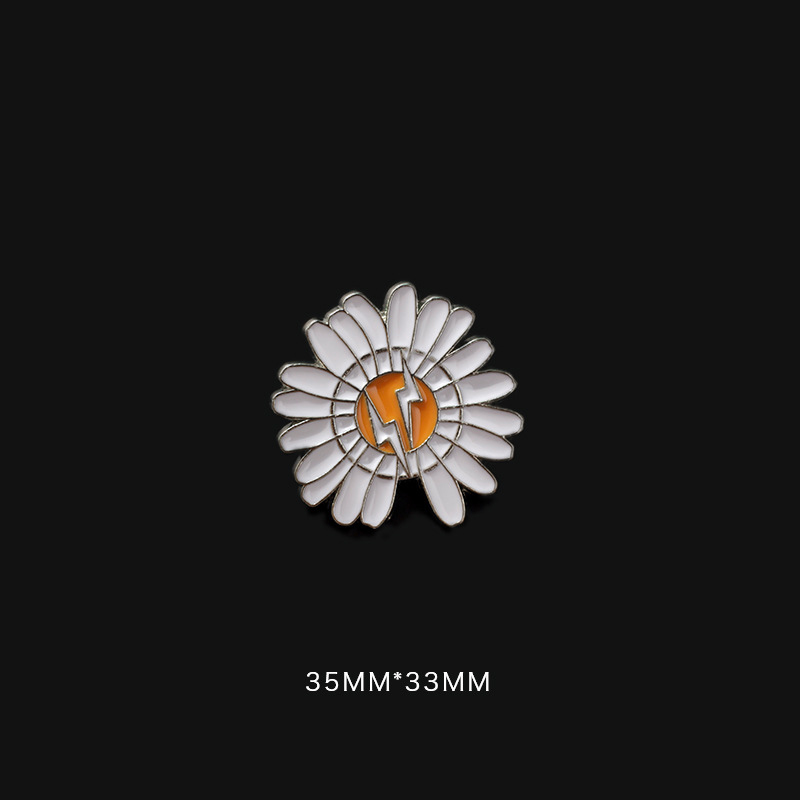 Kpop Peaceminusone Badge Brooch Pin Flower Fashion GD Same Style Daisy Brooch