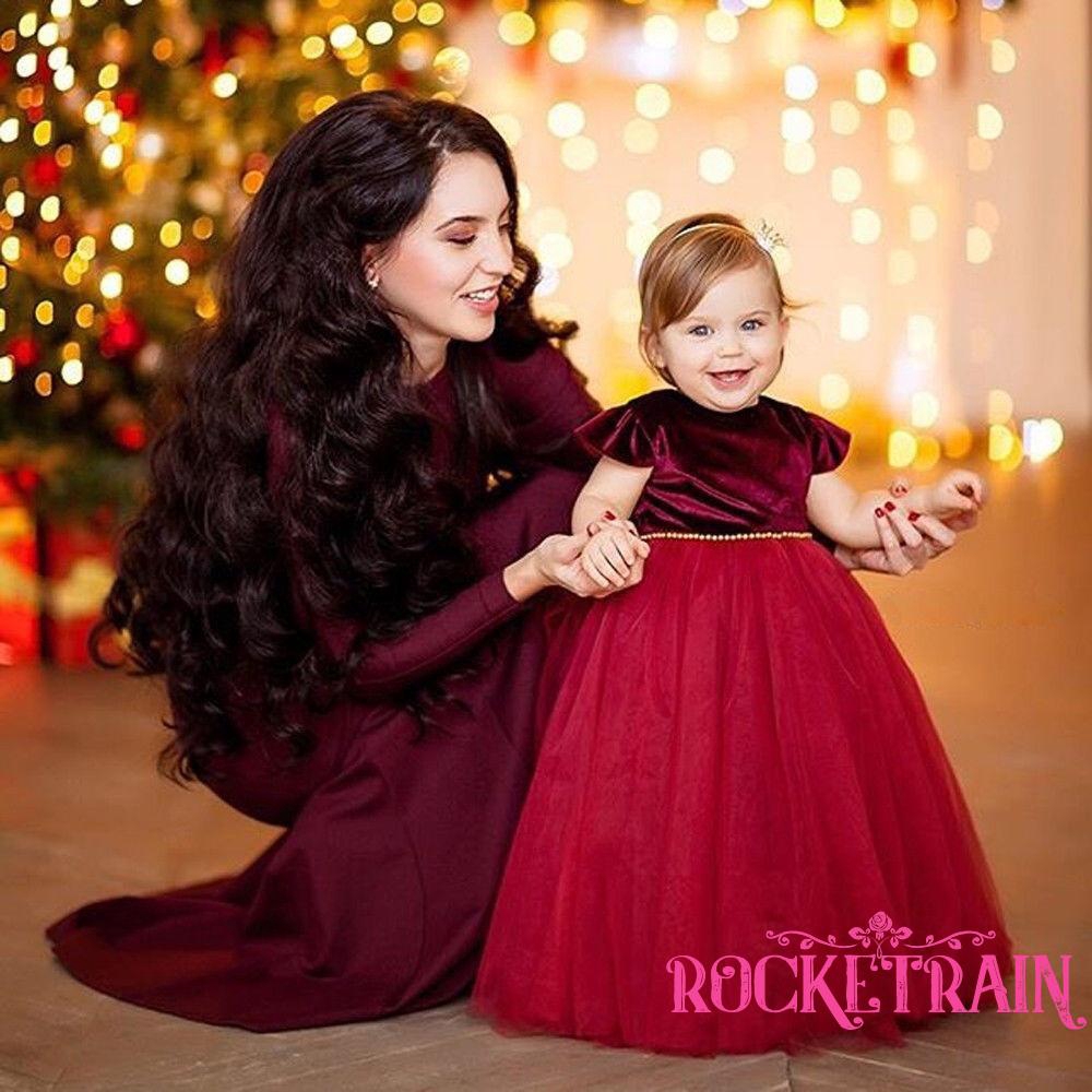 Đầm nhung phong cách sang trọng ôm dáng cho bé gái