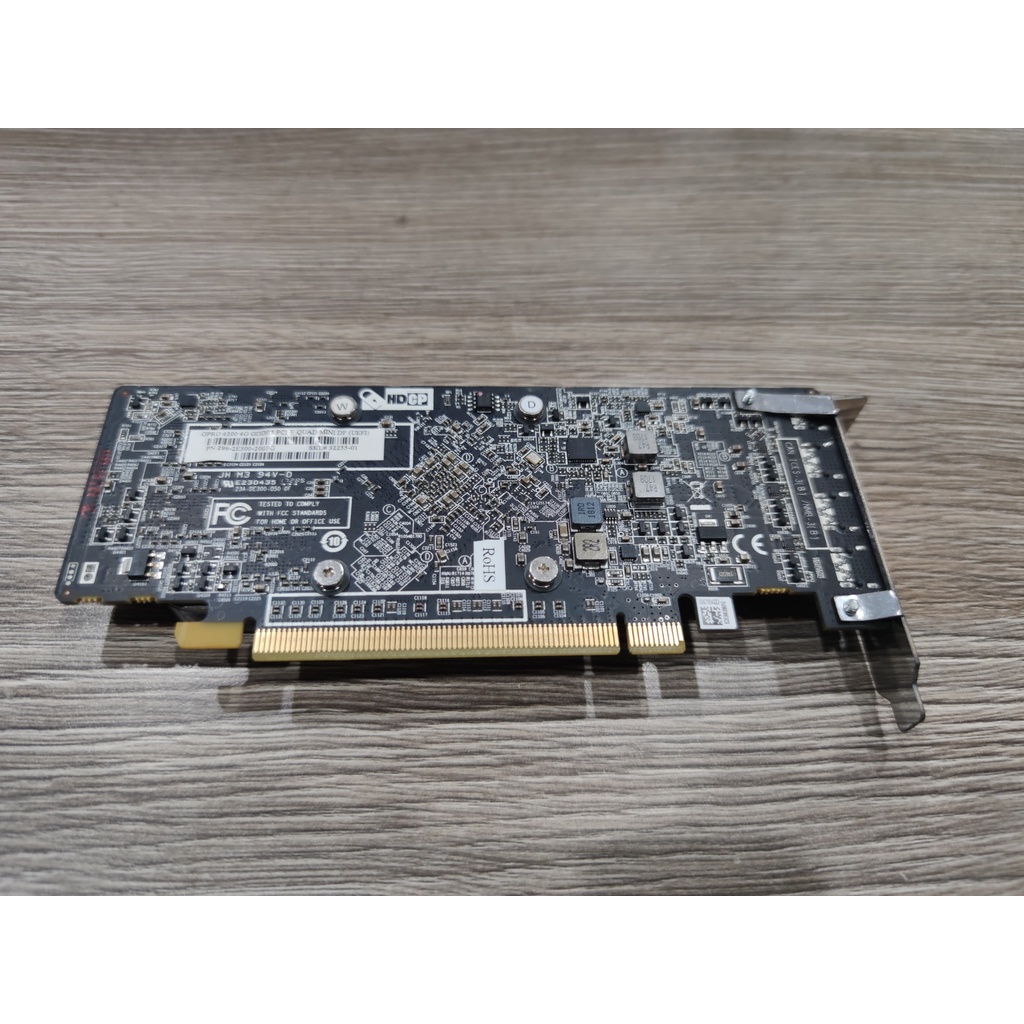 Card màn hình Sapphire Gpro 4200 4GB GDDR5 mini Display Port x 4 - Hỗ trợ xuất hình 4K, bo lùn
