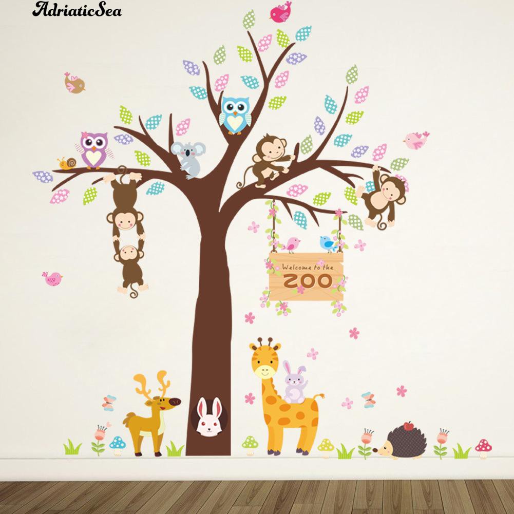 Giấy dán tường trang trí nội thất hình cây và thú xinh xắn