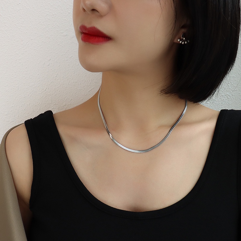 Vòng Cổ Choker Bằng Hợp Kim Kiểu Dáng Đơn Giản Thời Trang