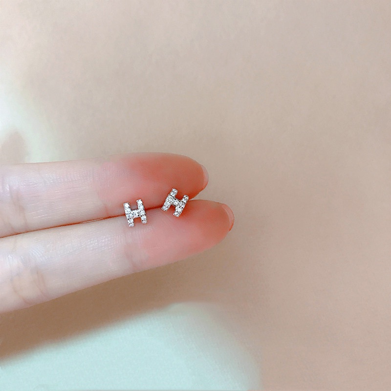 Hoa tai chữ H đính đá thời trang dành cho nữ