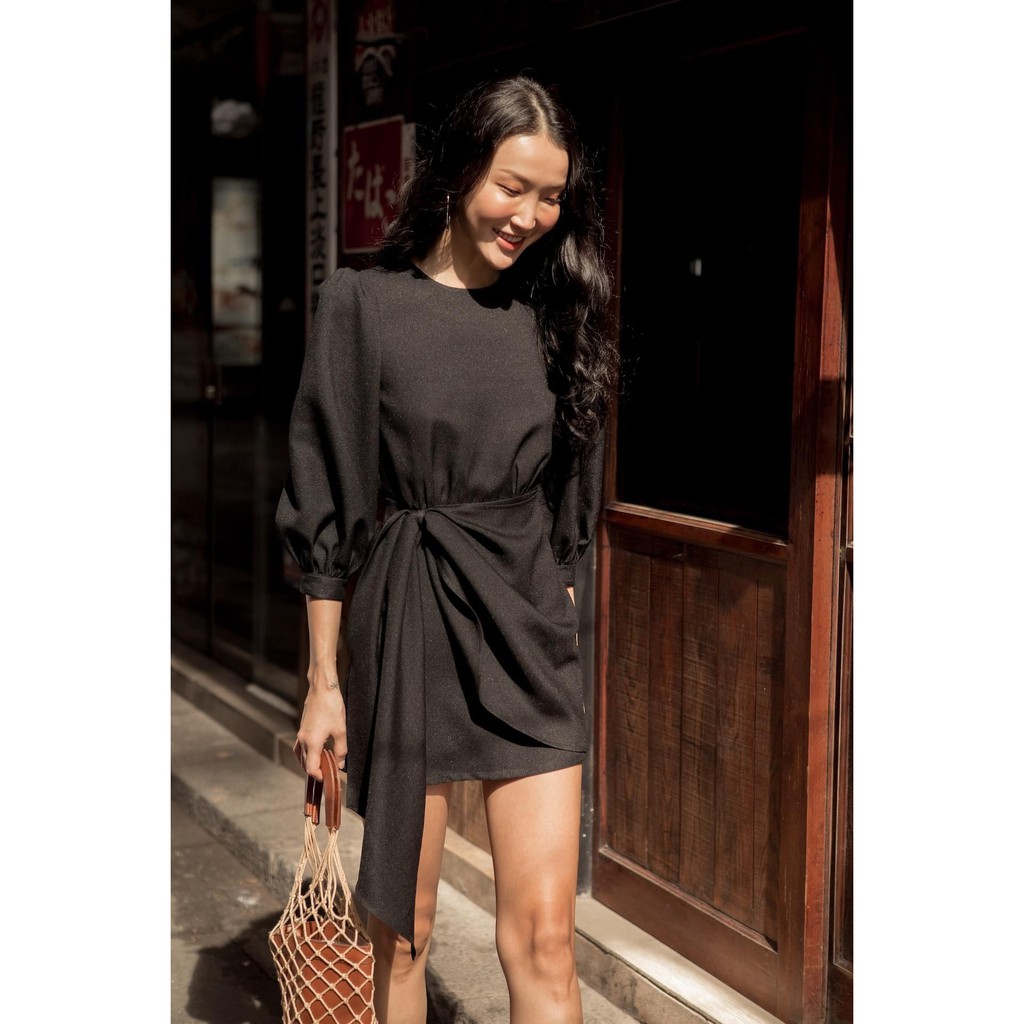 Đầm Kiểu Nữ Tay Lửng Vắt Tà EDINI - D1382