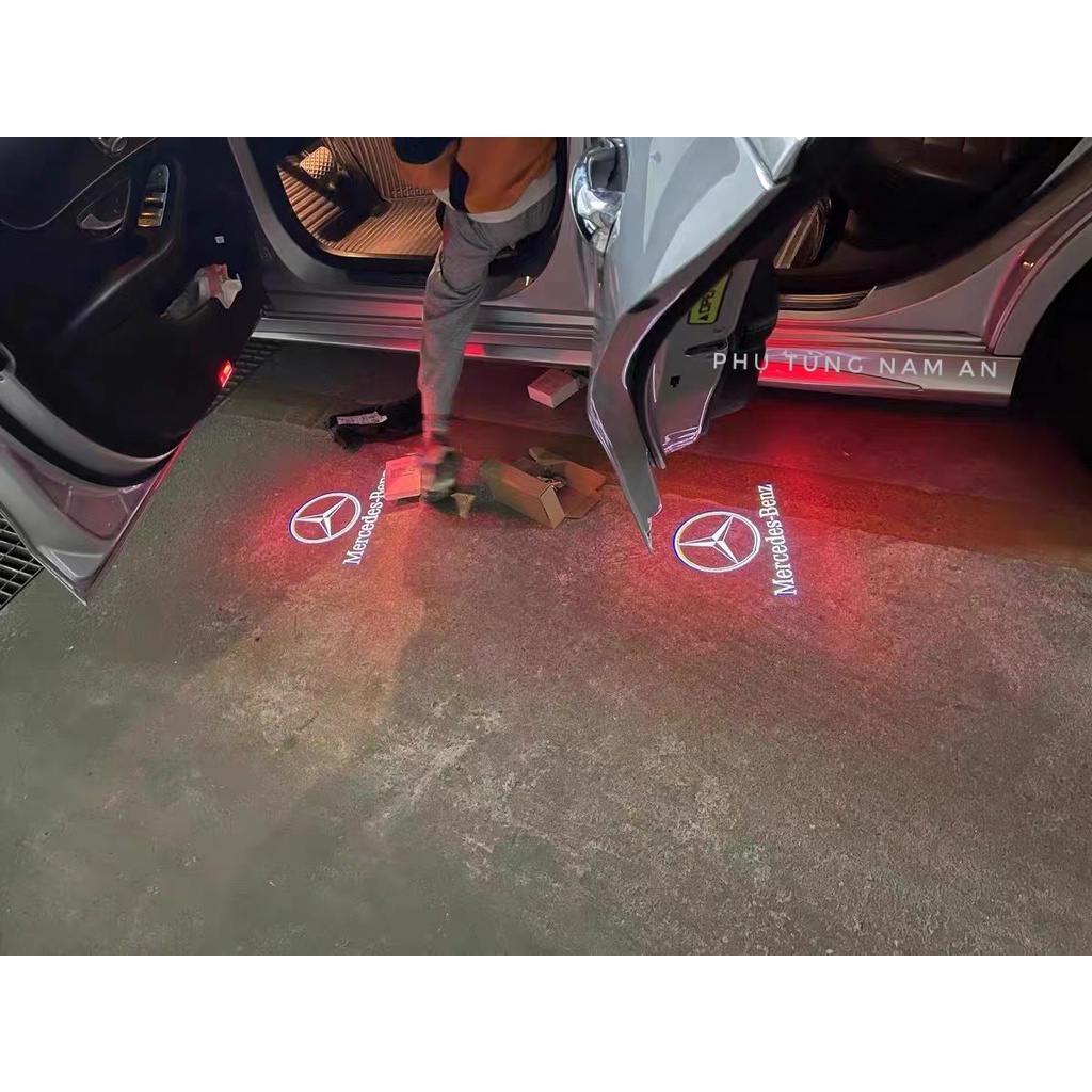 ĐÈN RỌI CỬA LOGO MAYBACH XE MERCEDES S-CLASS W222