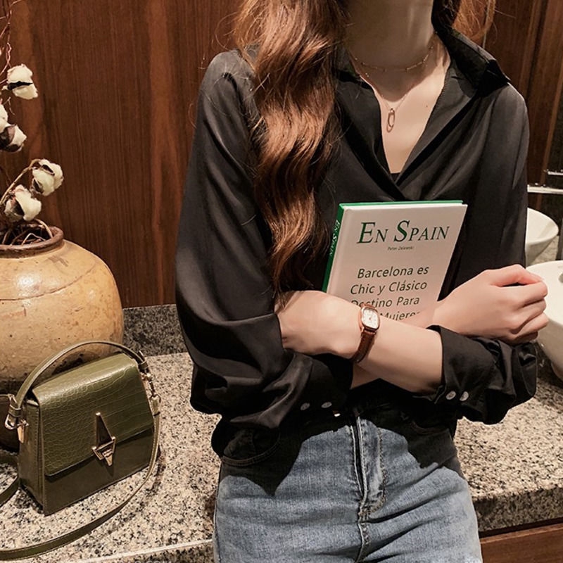 Áo Sơ Mi Nữ Tay Dài Dáng Rộng Màu Trơn Thời Trang