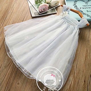Đầm xoè công chúa