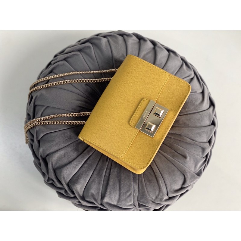 𝐓𝐮́𝐢 𝐅𝐮𝐫𝐥𝐚 𝐛𝐞𝐥𝐥𝐚- 𝐃𝐀 𝐓𝐡𝐚̣̂𝐭 đeo chéo