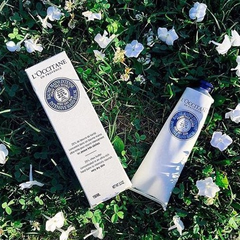 Kem Dưỡng Tay Chuyên Sâu L'Occitane Bơ Đậu Mỡ 150ml | BigBuy360 - bigbuy360.vn