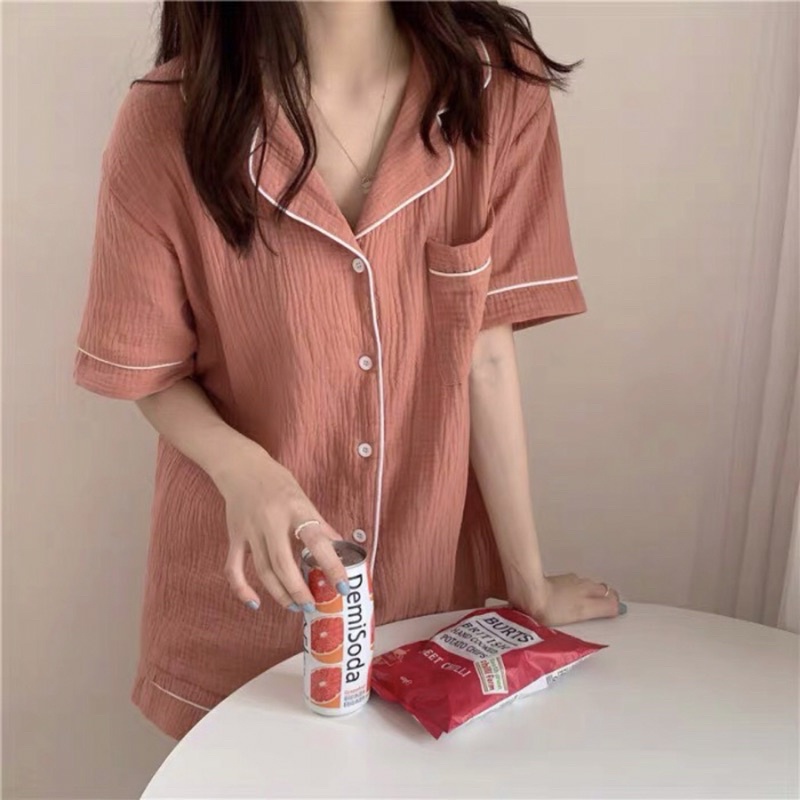 Bộ đồ Pijama ngắn cổ sen đũi lụa siêu mát hot 2022- Capri Store