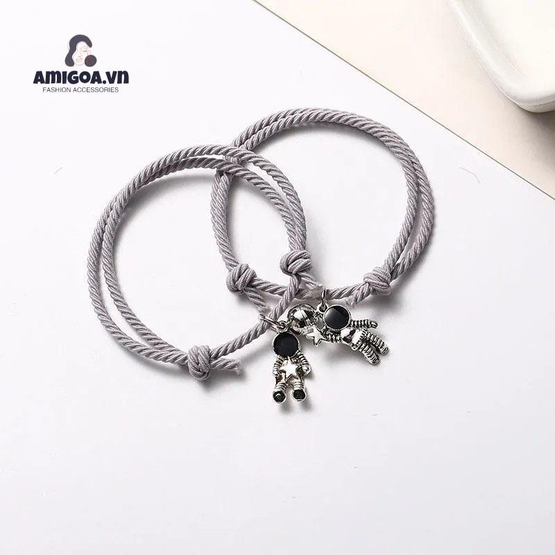 ✨✨Vòng tay gắn chuông hình phi hành gia / tàu vũ trụ đơn giản cho nam nữ