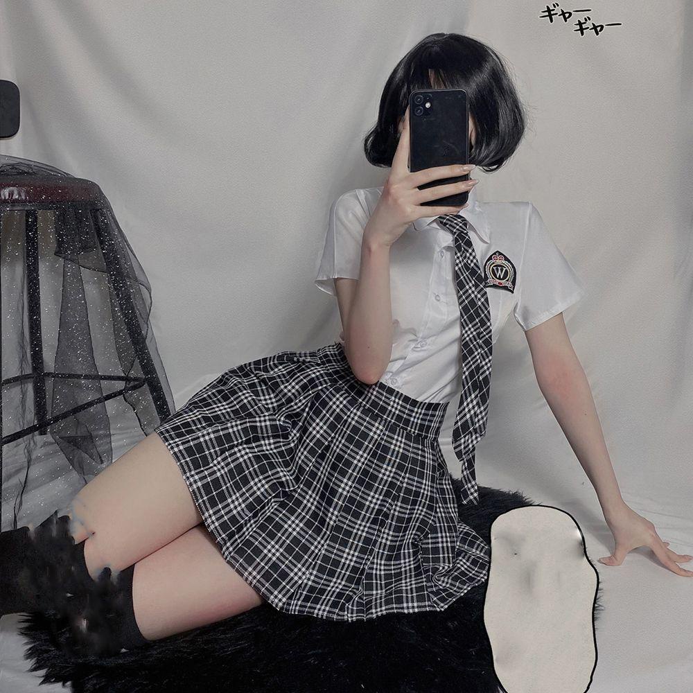 Trang Phục Hóa Trang Nữ Sinh Quyến Rũ Phong Cách Lolita