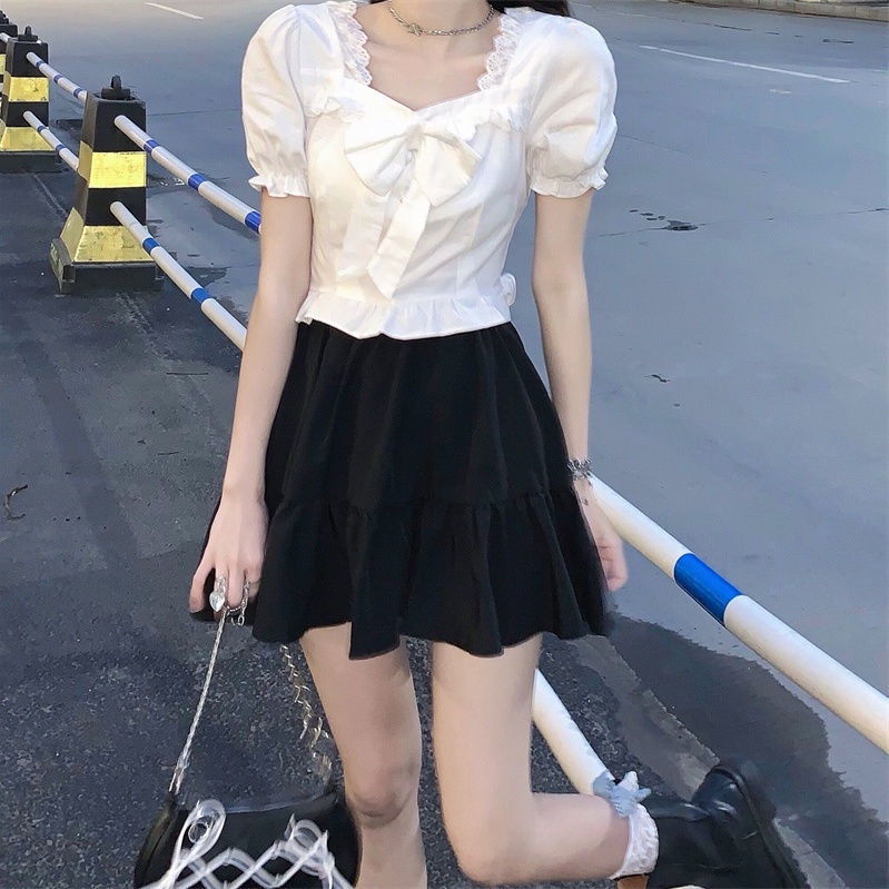 Áo Kiểu Tay Phồng Ngắn Cổ Vuông Đính Nơ Phong Cách Pháp Thời Trang Mùa Hè Xinh Xắn Cho Nữ