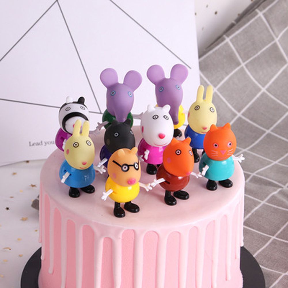 Mô hình đồ chơi gia đình heo hoạt hình bằng PVC có thể di chuyển