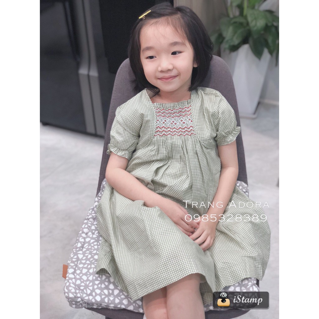 Váy caro xanh neck neck bé gái