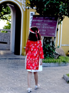 Áo dài cách tân gấm