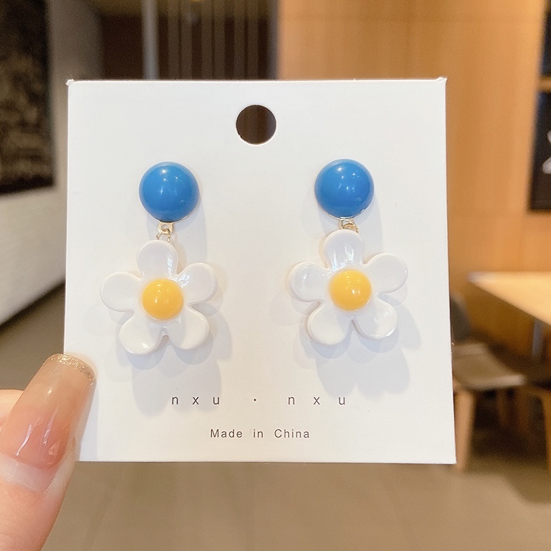 Bông tai ngọc trai nhỏ đơn giản và đơn giản thời trang mùa hè Hàn Quốc mới cho nữ