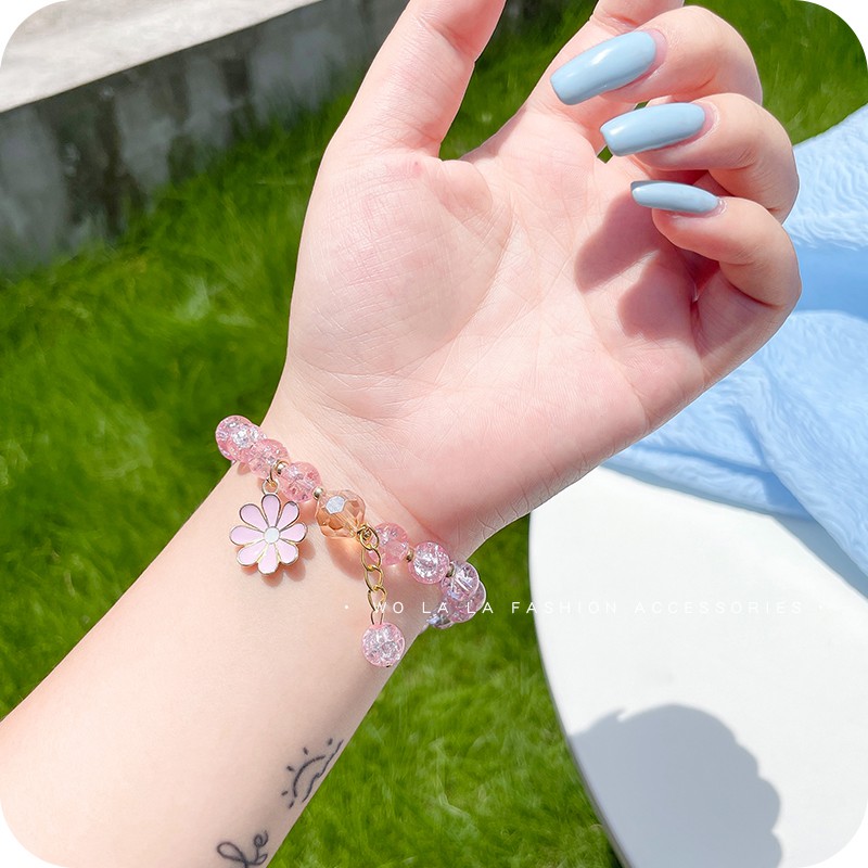 Vòng tay đính hạt thủ công hình hoa cúc phong cách Hàn Quốc