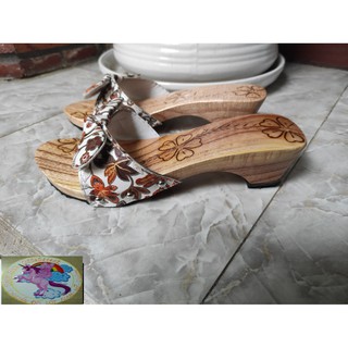 Guốc Gỗ Guốc Mộc Cao 3 - 5 Phân ( Có đóng thêm đế cao su )