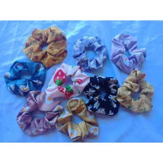 Cột Tóc Vải Scruschies Nhiều Màu.