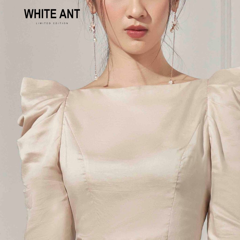 Sơ mi tay lỡ vai bồng nữ điệu đà White Ant vải Modal