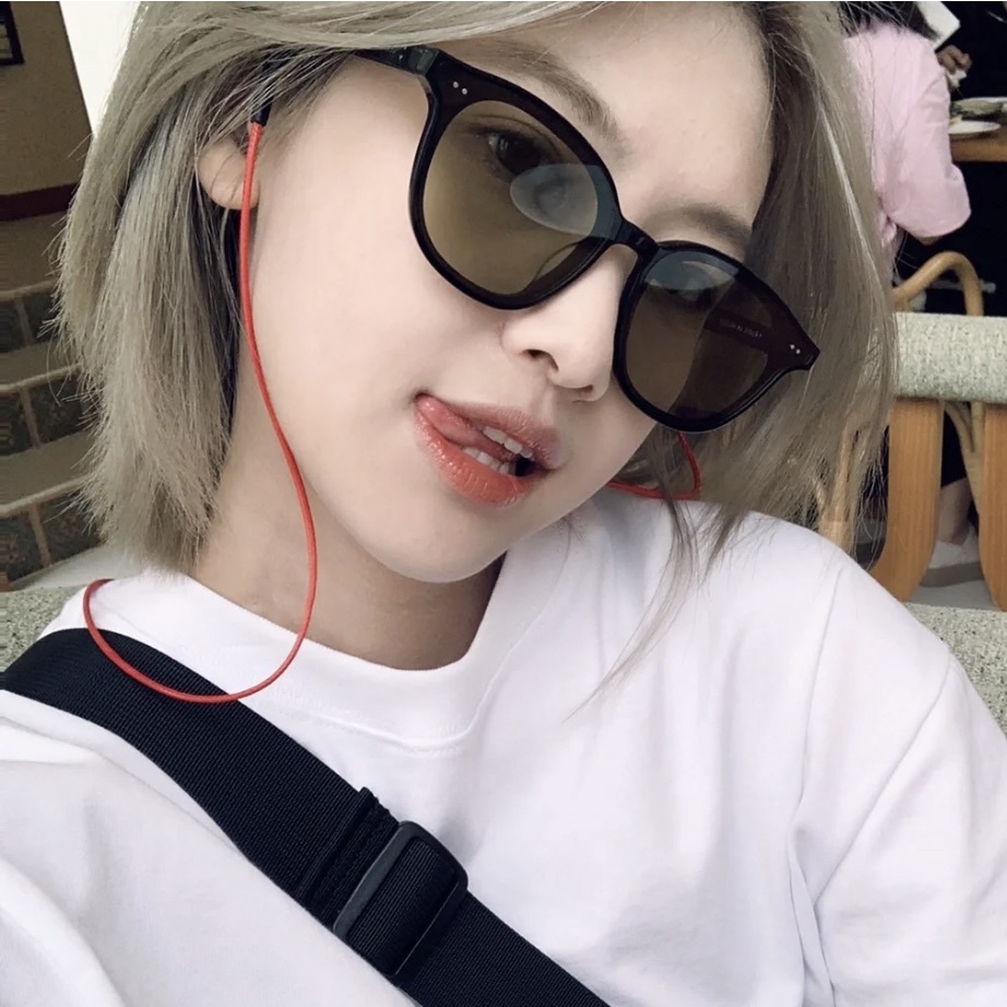 Kính Mát Chống Nắng Thời Trang Dành Cho Nữ