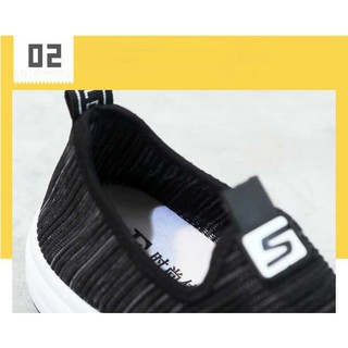 Giày Sneaker Nữ Đen