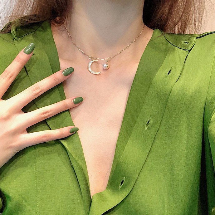 XiaoboACC Dây Chuyền Thiết Kế Mặt Dây Hình Mặt Trăng Phối Hạt Ngọc Trai Thời Trang Xinh Xắn Cho Nữ