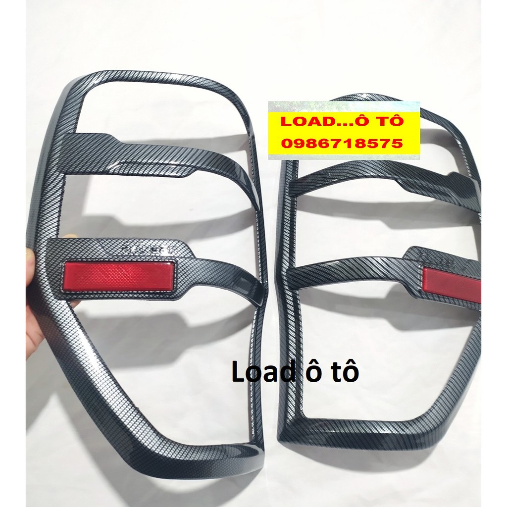 Bộ Ốp Đèn Pha Hậu Ford Ranger 2022-2016 Vân Carbon Cao Cấp