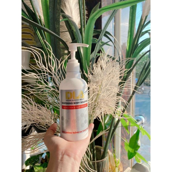 KEM DƯỠNG TRẮNG DA TOÀN THÂN DLA