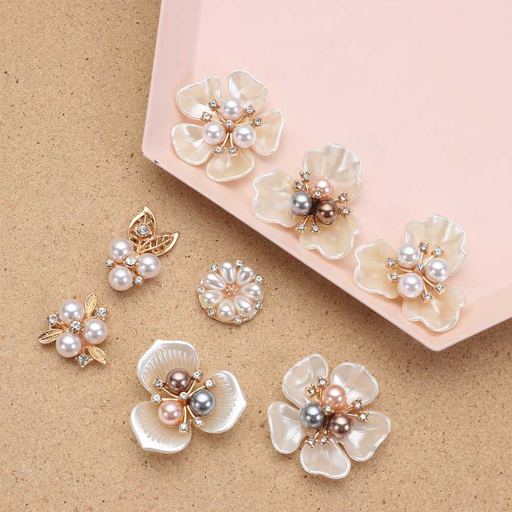 TARSUREVN 10Pcs   Flower Rhinestone Buttons Sparkling Crystal Hairpins Decoration Clothes Sewing Accessories