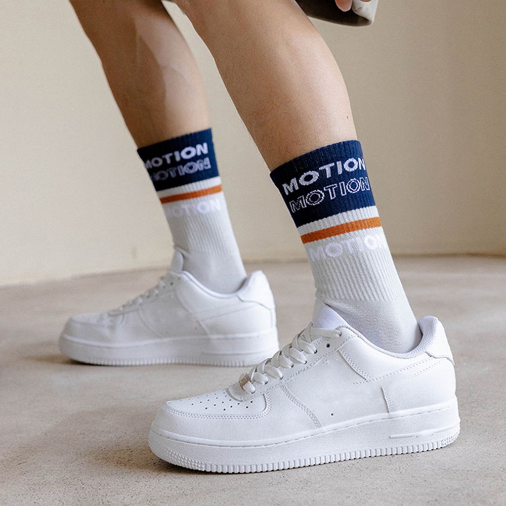 Vớ thể thao VANES1 bằng cotton thoáng khí thấm hút mồ hôi họa tiết kẻ sọc in chữ đơn giản cho nam