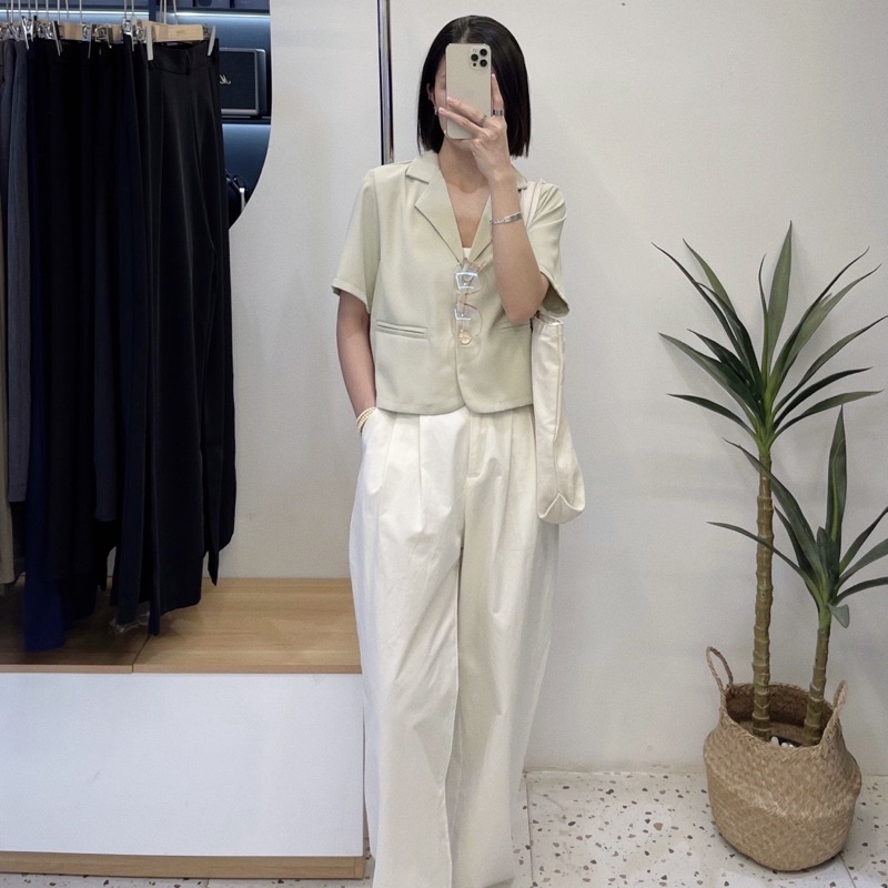 Áo blazer dáng lửng AK13 | BigBuy360 - bigbuy360.vn