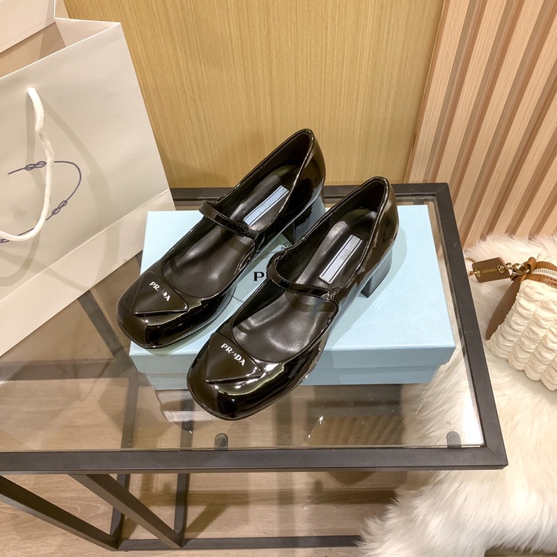 Giày cao gót da bóng quai ngang gót trụ 7cm Praada sang trọng 2 màu mới nhất 2022