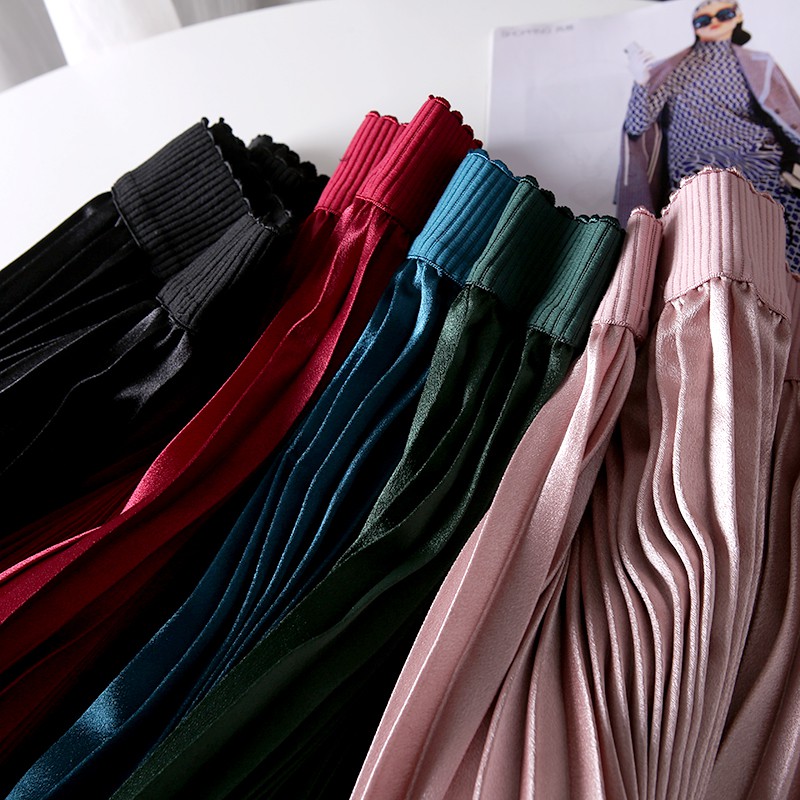 Chân váy K - Gold Woman màu đen | BigBuy360 - bigbuy360.vn