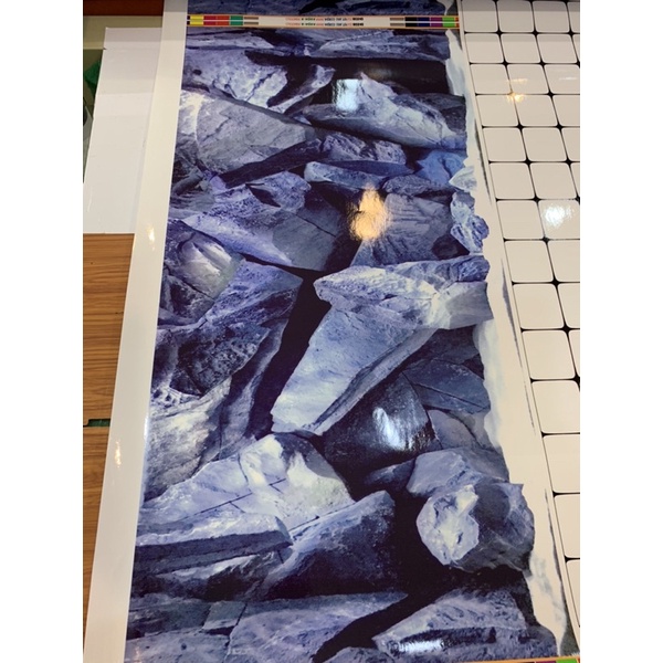 Tranh 3D dán hồ cá mẫu vách đá siêu đẹp và nét, có keo sẵn trên bề mặt, đa dạng kích thước