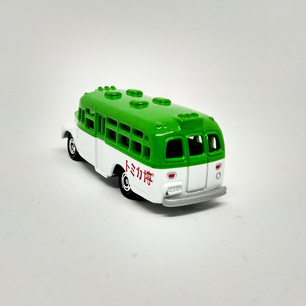 Xe ô tô mô hình Tomica Isuzu Bonnet Bus (no box)