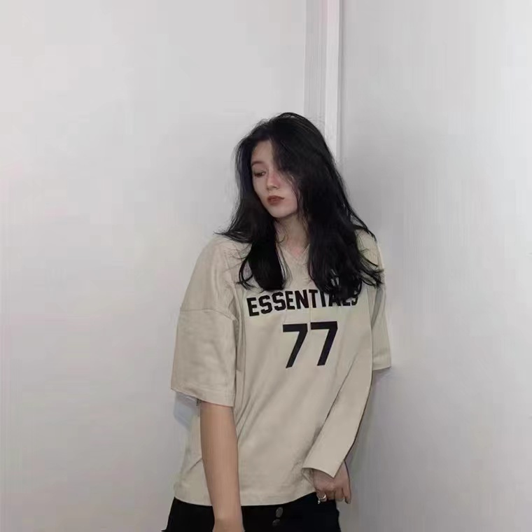 FEAR OF GOD FOG Season 8 Double Line ESSENTIALS 77 Letter V-Neck Short Sleeve Couple T-Shirt