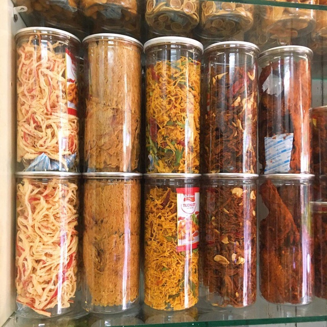 Ăn vặt Chà bông gà loại 1 300gr, đóng hũ nhựa 300g - Đồ ăn vặt Neko - An toàn Vệ Sinh - Ngon Rẻ Healthy | BigBuy360 - bigbuy360.vn