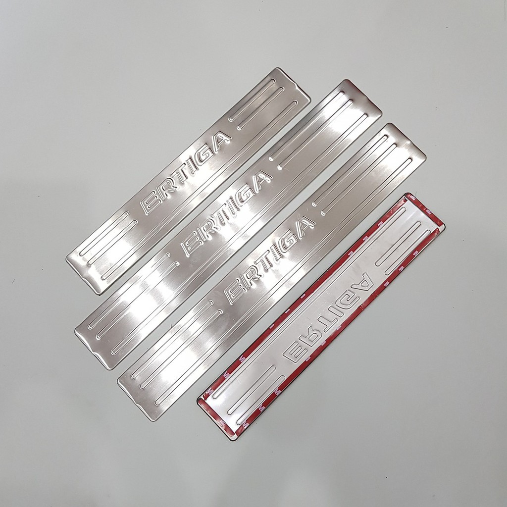 Ốp Bậc Cửa, Nẹp Bước Chân xe Suzuki Ertiga 2019 2020 2021 Mẫu Inox