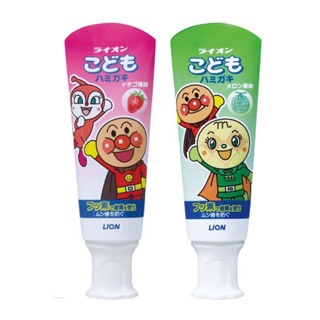 Kem đánh răng trẻ em nội địa Nhật Lion 40g