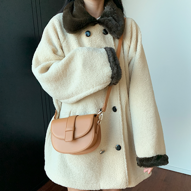 Túi đeo dưới cánh tay/ đeo chéo IELGY thời trang dễ phối đồ cho nữ